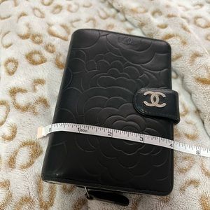 Chanel Camellia short wallet